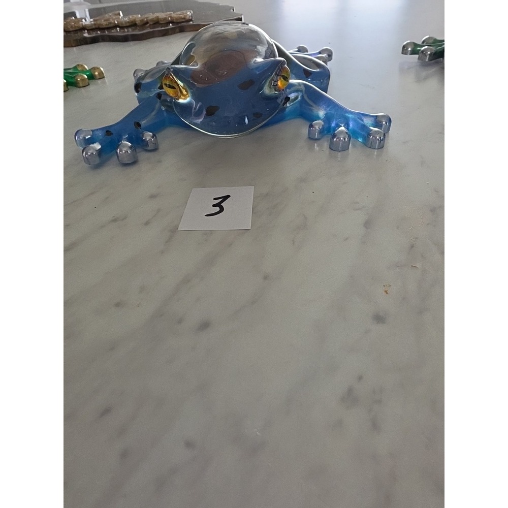 Large Handmade Resin Decorative Frog - Picture 6 of 13